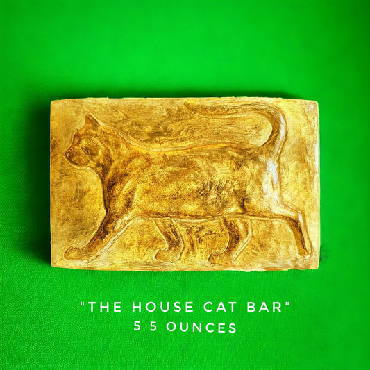 Handcrafted House Cat chocolate bar made in Bozeman, Montana